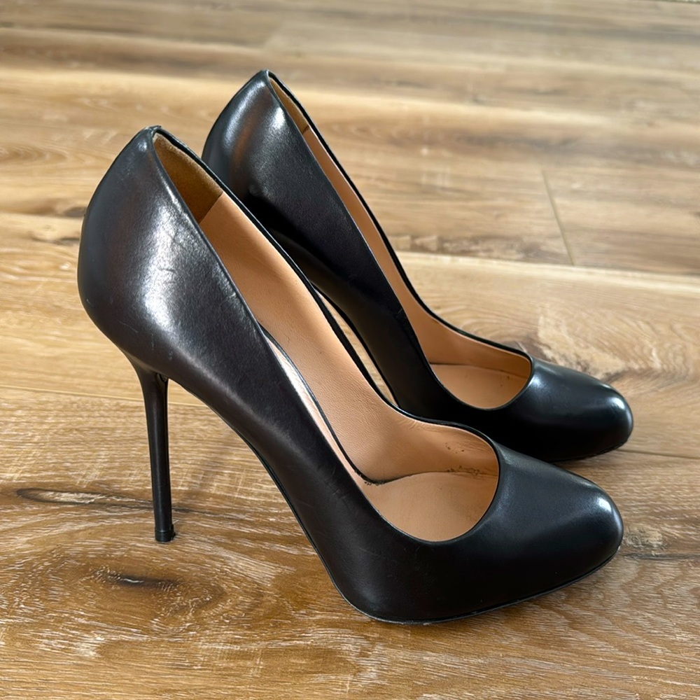 Sergio Rossi black leather pumps